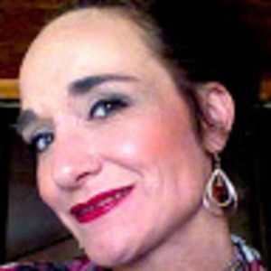 Meet your Posher, Desiree